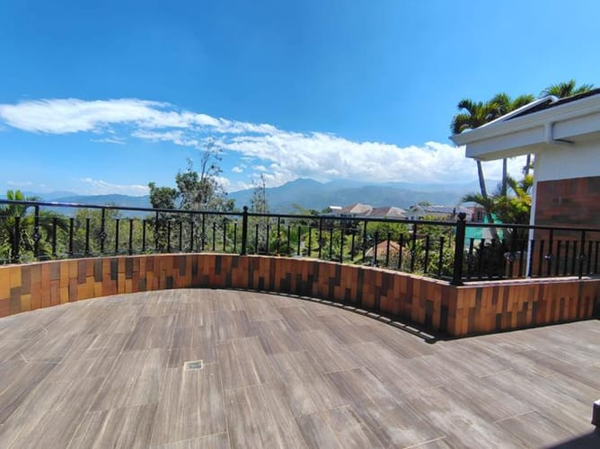 Casa de 4 alcobas en arriendo en Ruitoque, Piedecuesta, 278 m² · foto 19 de 23