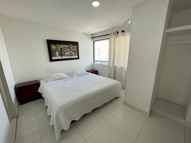 Apartamento de 2 alcobas en venta en Bocagrande, Cartagena, 77 m² · foto 7 de 16