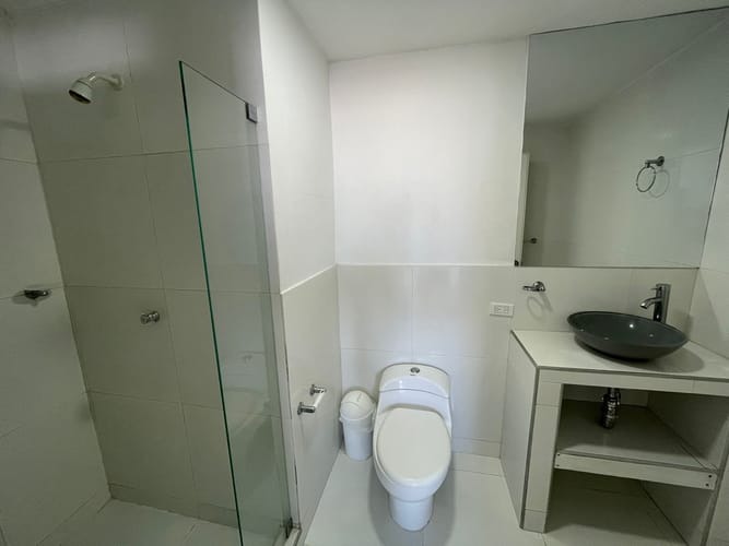 Apartamento de 2 alcobas en venta en Bocagrande, Cartagena, 77 m² · foto 9 de 16