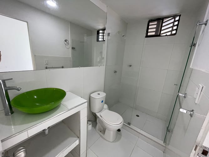 Apartamento de 2 alcobas en venta en Bocagrande, Cartagena, 77 m² · foto 12 de 16