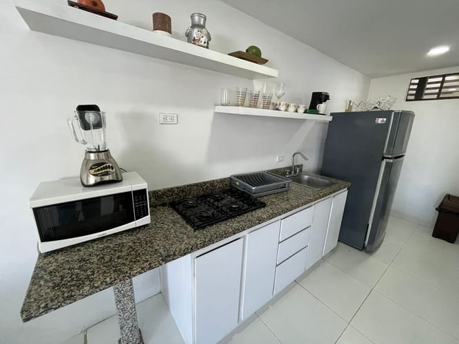 Apartamento de 2 alcobas en venta en Bocagrande, Cartagena, 77 m² · foto 13 de 16