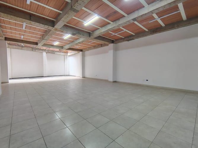 Bodega en arriendo en La Concordia, Bucaramanga, 185 m² · foto 4 de 8