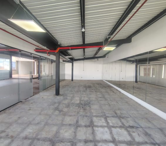 Local en arriendo en Mejoras Publicas, Bucaramanga, 3000 m² · foto 19 de 24