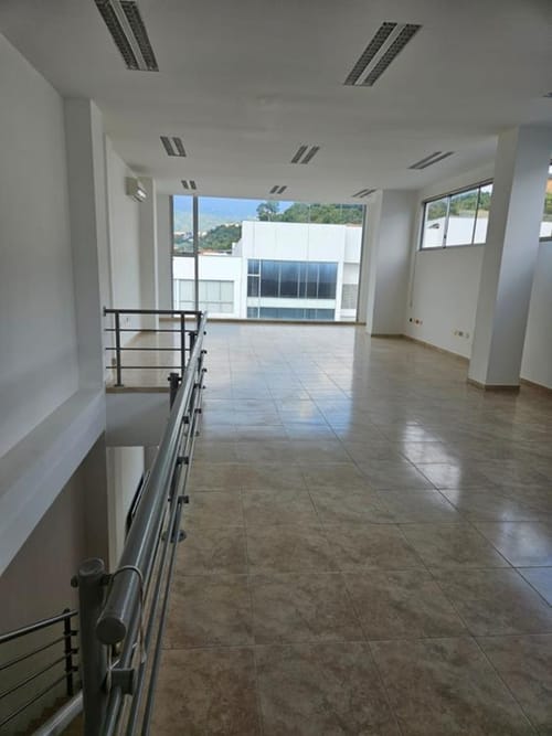 Bodega en arriendo en El Porvenir, Bucaramanga, 1300 m² · foto 3 de 7