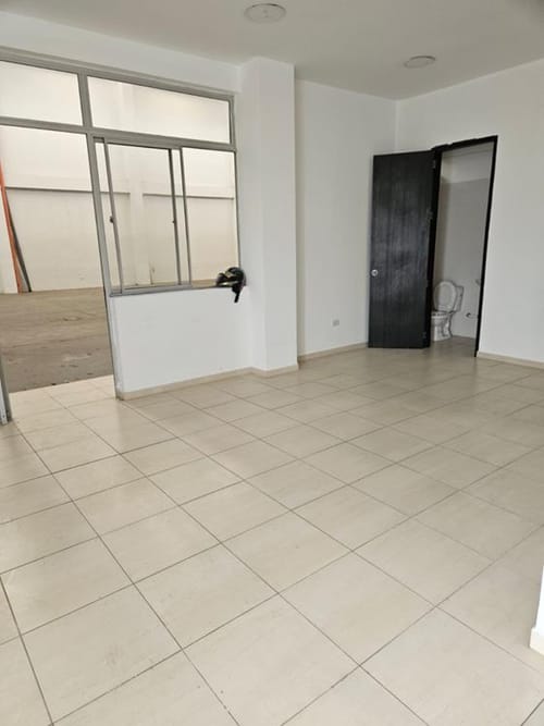 Bodega en arriendo en El Porvenir, Bucaramanga, 1300 m² · foto 6 de 7