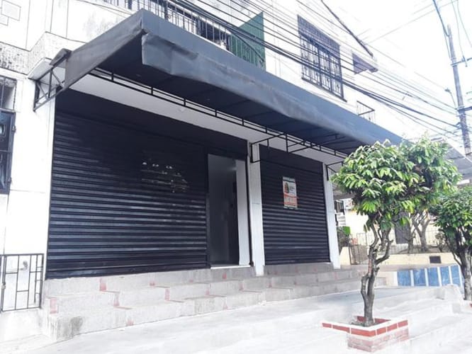 Local en arriendo en C. Torres De Bicentenario, Floridablanca, 24 m² · foto 2 de 6
