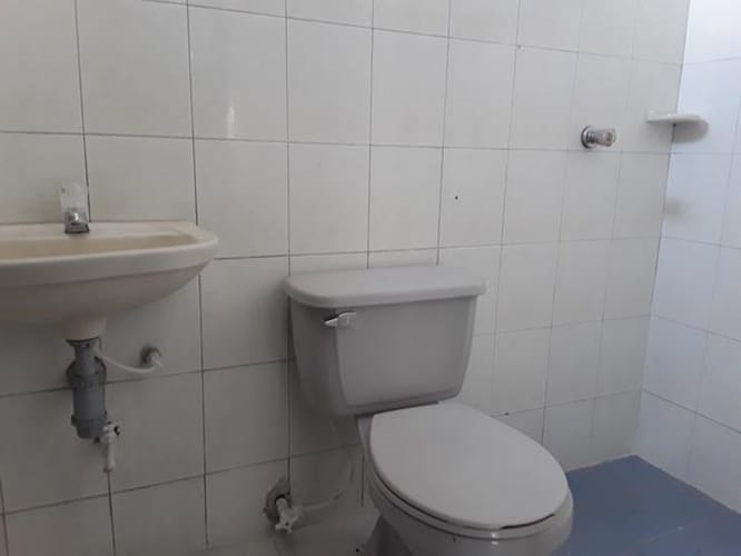 Local en arriendo en C. Torres De Bicentenario, Floridablanca, 24 m² · foto 6 de 6