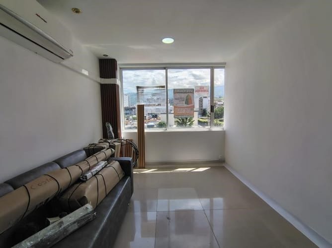 Consultorio en arriendo en Cañaveral, Floridablanca, 40 m² · foto 2 de 9