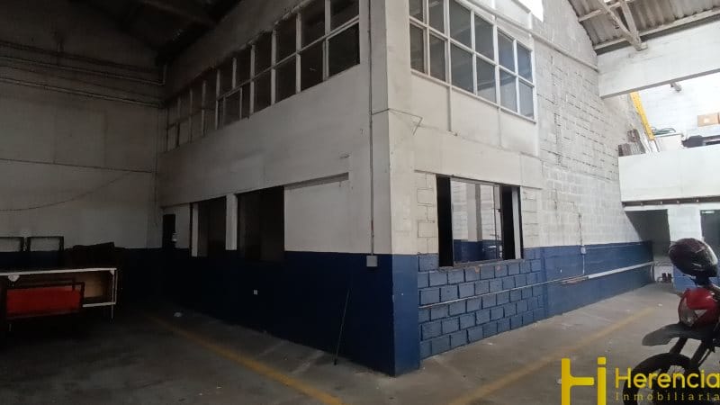 Bodega en arriendo en San Diego, Medellín, 1000 m² · foto 11 de 11