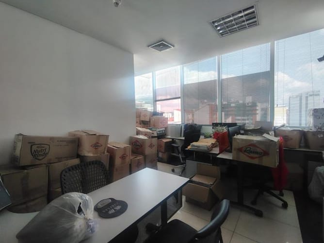 Oficina en arriendo en Bolivar, Bucaramanga, 171 m² · foto 10 de 13