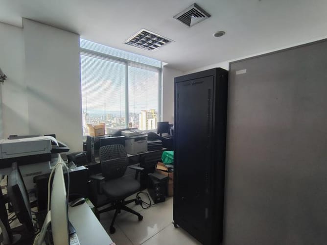Oficina en arriendo en Bolivar, Bucaramanga, 171 m² · foto 11 de 13