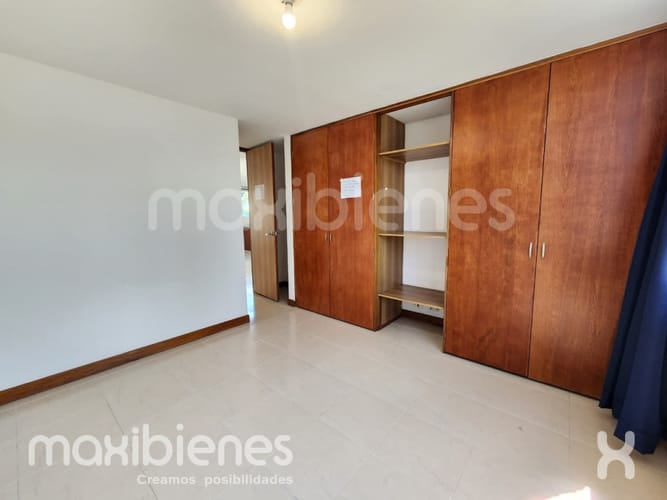 Apartamento de 2 alcobas en arriendo en Astorga, Medellín, 70 m² · foto 7 de 9