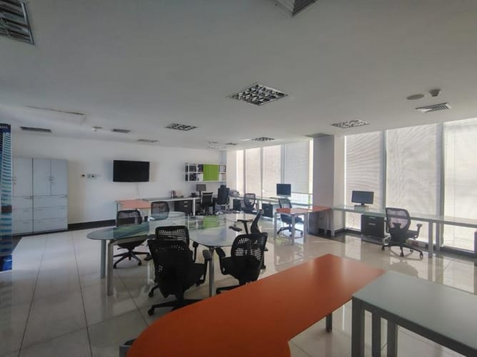 Oficina en arriendo en Bolivar, Bucaramanga, 91 m² · foto 3 de 10