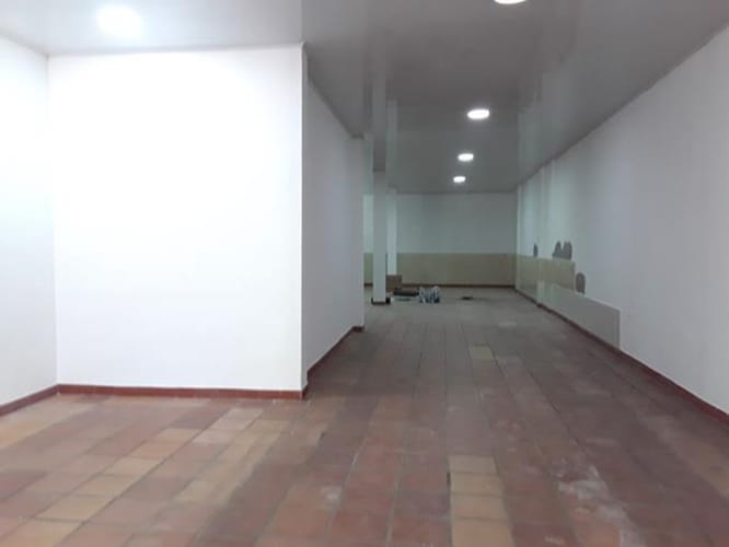 Bodega en arriendo en La Cumbre, Floridablanca, 107 m² · foto 2 de 5