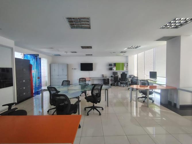 Oficina en arriendo en Bolivar, Bucaramanga, 91 m² · foto 4 de 10