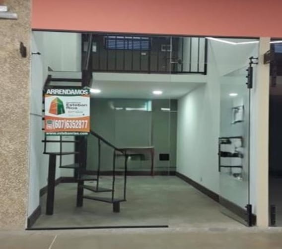 Local en arriendo en Cr. Arboleda Campestre, Girón, 17 m² · foto 2 de 6