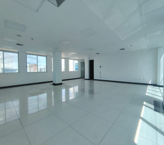 Oficina en arriendo en Bolivar, Bucaramanga, 113 m² · foto 4 de 9