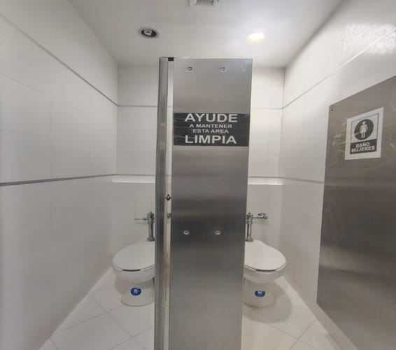 Oficina en arriendo en Bolivar, Bucaramanga, 113 m² · foto 8 de 9