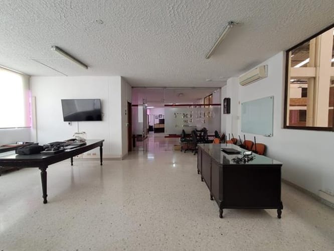 Oficina en arriendo en La Concordia, Bucaramanga, 455 m² · foto 4 de 22