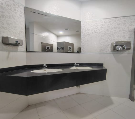 Oficina en arriendo en Bolivar, Bucaramanga, 113 m² · foto 9 de 9
