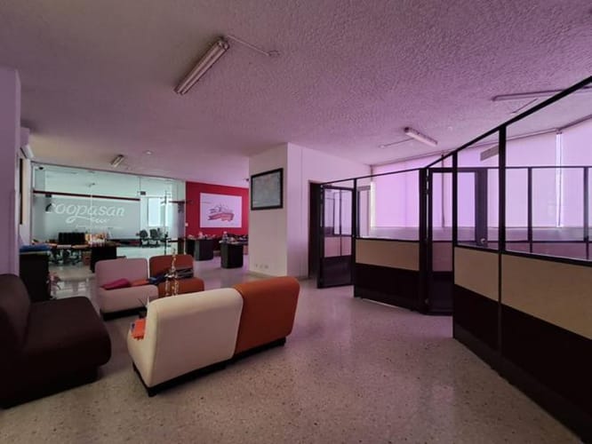 Oficina en arriendo en La Concordia, Bucaramanga, 455 m² · foto 9 de 22