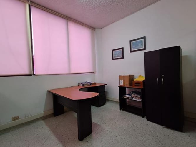 Oficina en arriendo en La Concordia, Bucaramanga, 455 m² · foto 11 de 22