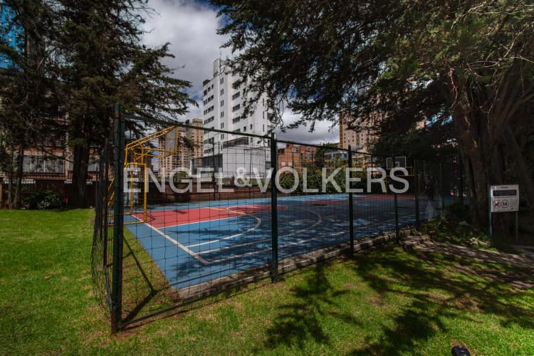 Apartamento de 3 alcobas en venta en Las Nieves, Bogotá, 126 m² · foto 11 de 12