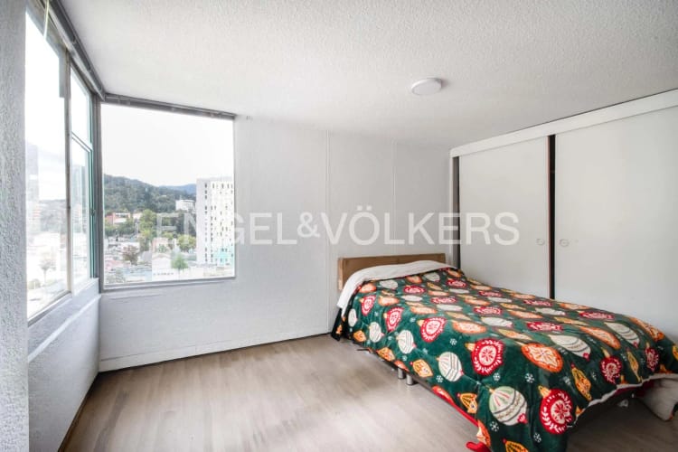 Apartamento de 3 alcobas en venta en Las Nieves, Bogotá, 126 m² · foto 7 de 12