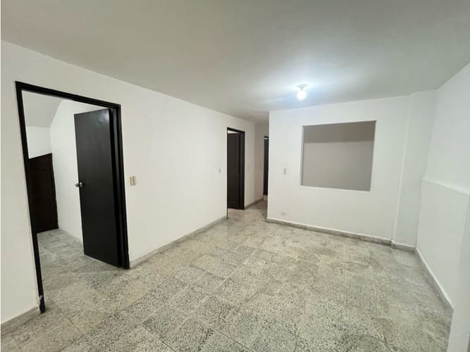 Apartamento de 4 alcobas en arriendo en El Salado, Envigado, 100 m² · foto 2 de 20