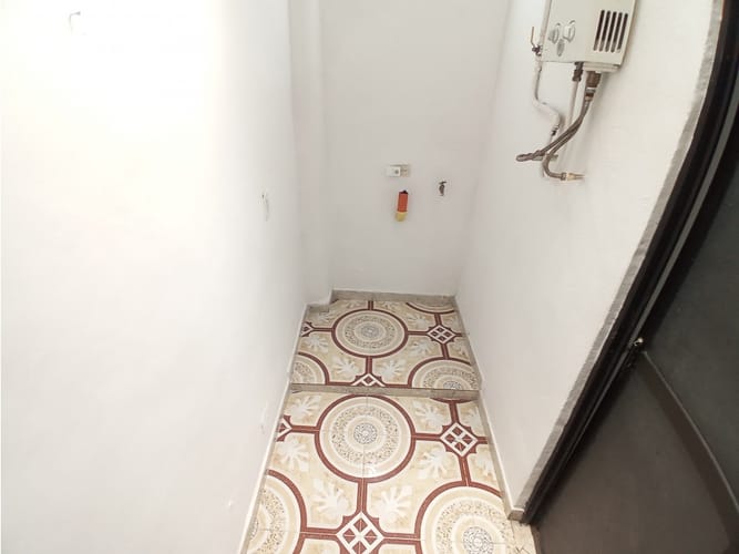 Apartamento de 3 alcobas en arriendo en Campo Valdes No.2, Medellín, 75 m² · foto 17 de 20