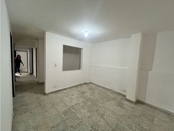 Apartamento de 4 alcobas en arriendo en El Salado, Envigado, 100 m² · foto 17 de 20
