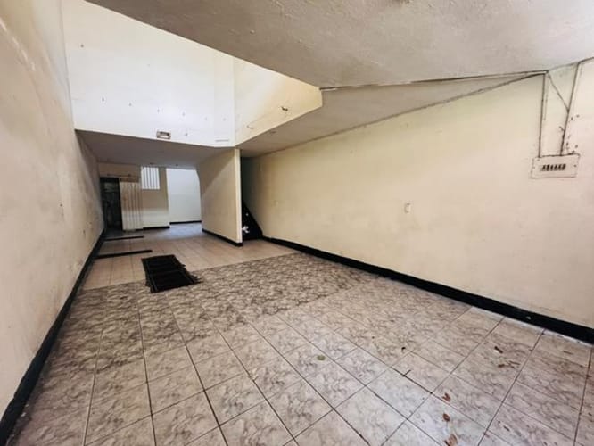Edificio en venta en Centro, Bucaramanga, 185 m² · foto 2 de 15