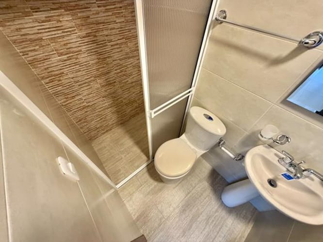 Casa de 4 alcobas en venta en Los Llanitos, Piedecuesta, 172 m² · foto 9 de 23