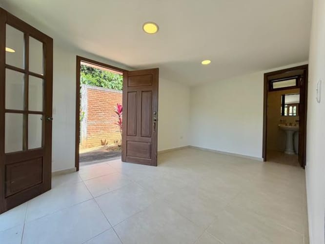 Casa de 4 alcobas en venta en Los Llanitos, Piedecuesta, 172 m² · foto 11 de 23