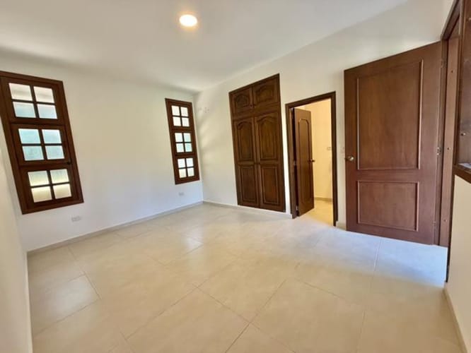 Casa de 4 alcobas en venta en Los Llanitos, Piedecuesta, 172 m² · foto 12 de 23