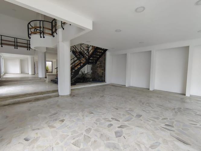 Local en arriendo en Cabecera Del Llano, Bucaramanga, 514 m² · foto 4 de 17