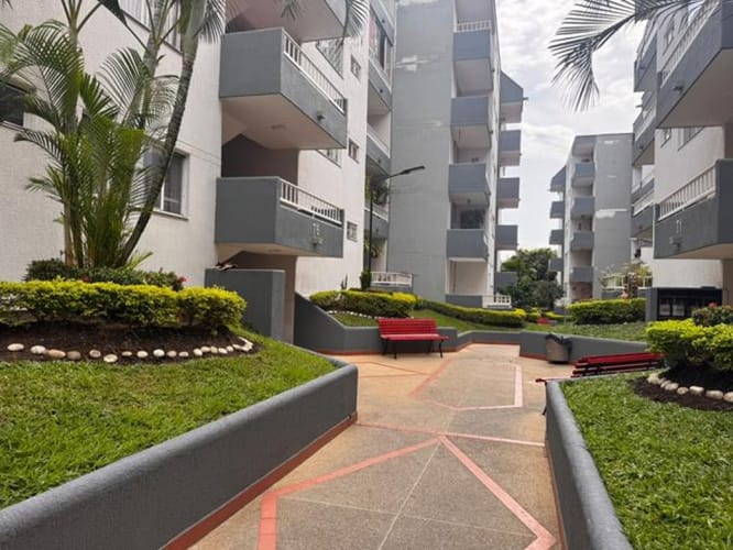 Apartamento de 3 alcobas en venta en Provenza, Bucaramanga, 99 m² · foto 2 de 22