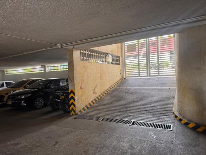Apartamento de 3 alcobas en venta en Provenza, Bucaramanga, 99 m² · foto 16 de 22