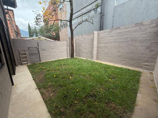 Bodega en arriendo en El Dorado, Envigado, 300 m² · foto 3 de 8