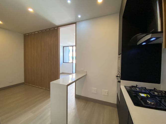 Apartamento de 1 alcoba en venta en Bella Suiza, Bogotá, 40 m² · foto 2 de 21