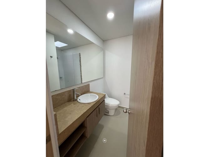 Casa de 3 alcobas en venta en El Castillo, Jamundí, 101 m² · foto 3 de 8
