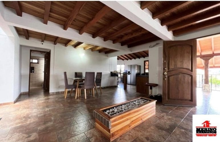 Casa de 4 alcobas en arriendo en Guarne, 300 m² · foto 14 de 24