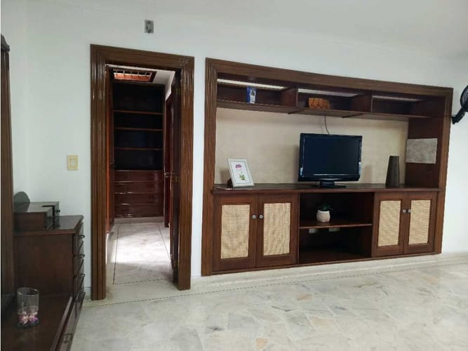 Casa de 9 alcobas en venta en La Flora, Cali, 340 m² · foto 15 de 24