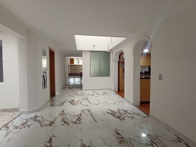 Oficina en arriendo en El Danubio, Medellín, 204 m² · foto 5 de 21