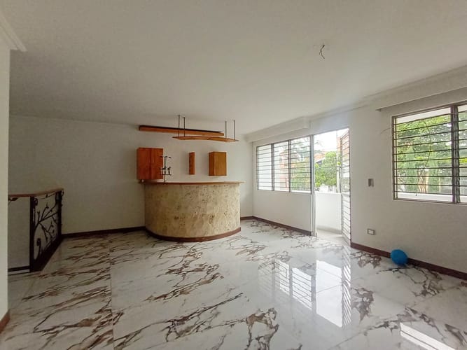 Oficina en arriendo en El Danubio, Medellín, 204 m² · foto 2 de 21