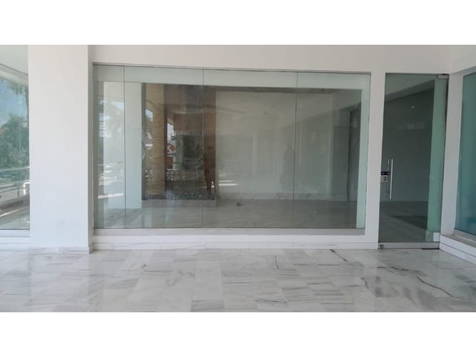 Local en arriendo en Bocagrande, Cartagena, 98 m² · foto 5 de 10