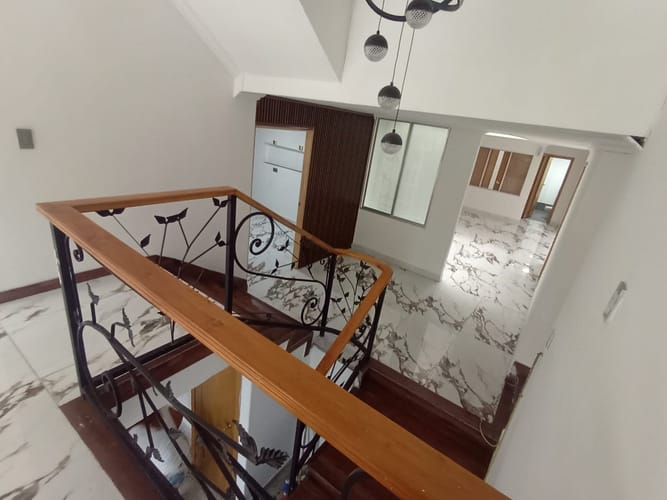 Casa de 5 alcobas en venta en La America, Medellín, 204 m² · foto 6 de 20