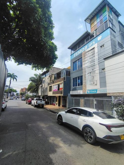 Edificio en arriendo en San Francisco, Bucaramanga, 400 m² · foto 2 de 24