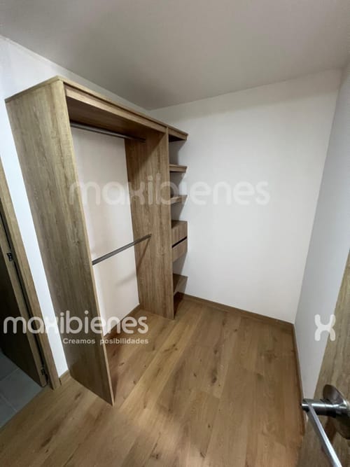 Apartamento de 3 alcobas en arriendo en Shellmar, Medellín, 102 m² · foto 5 de 17