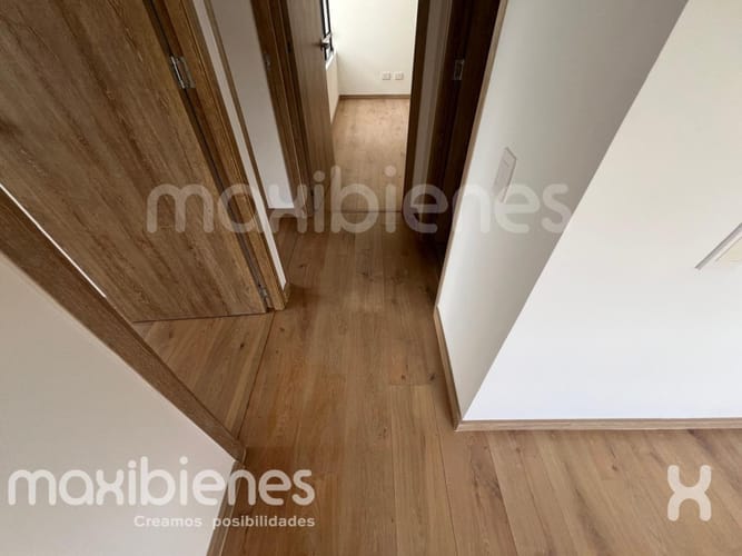 Apartamento de 3 alcobas en arriendo en Shellmar, Medellín, 102 m² · foto 8 de 17